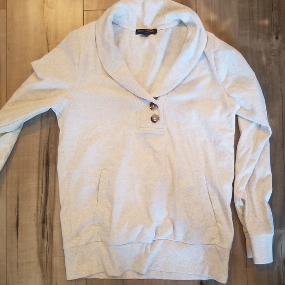 LAST CHANCE Banana Republic Sweater - Picture 1 of 3